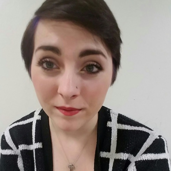 Meet your Posher, Casey - Picture 1 of 1